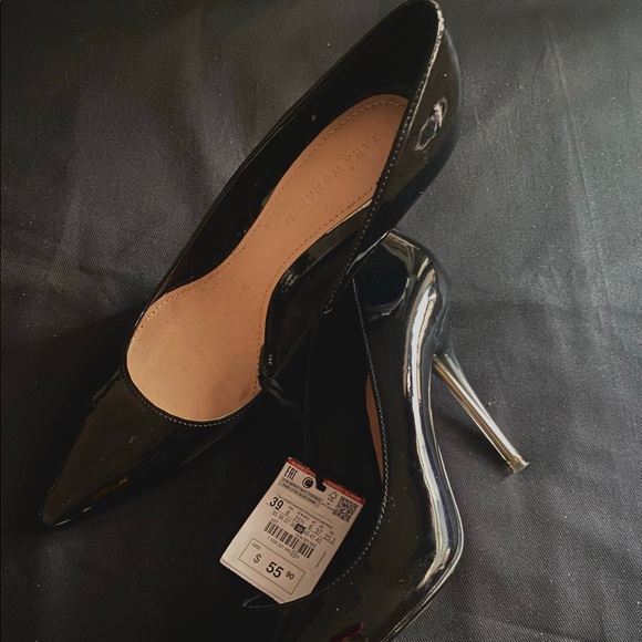 Zara black stilettos. - Picture 2 of 2
